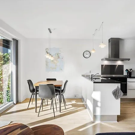 M355-vaeggerlose-marielyst-strandvej-63-t
